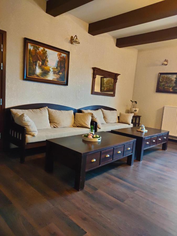 Osrodek Bialy Lew Bed and Breakfast Wojciechow  Buitenkant foto