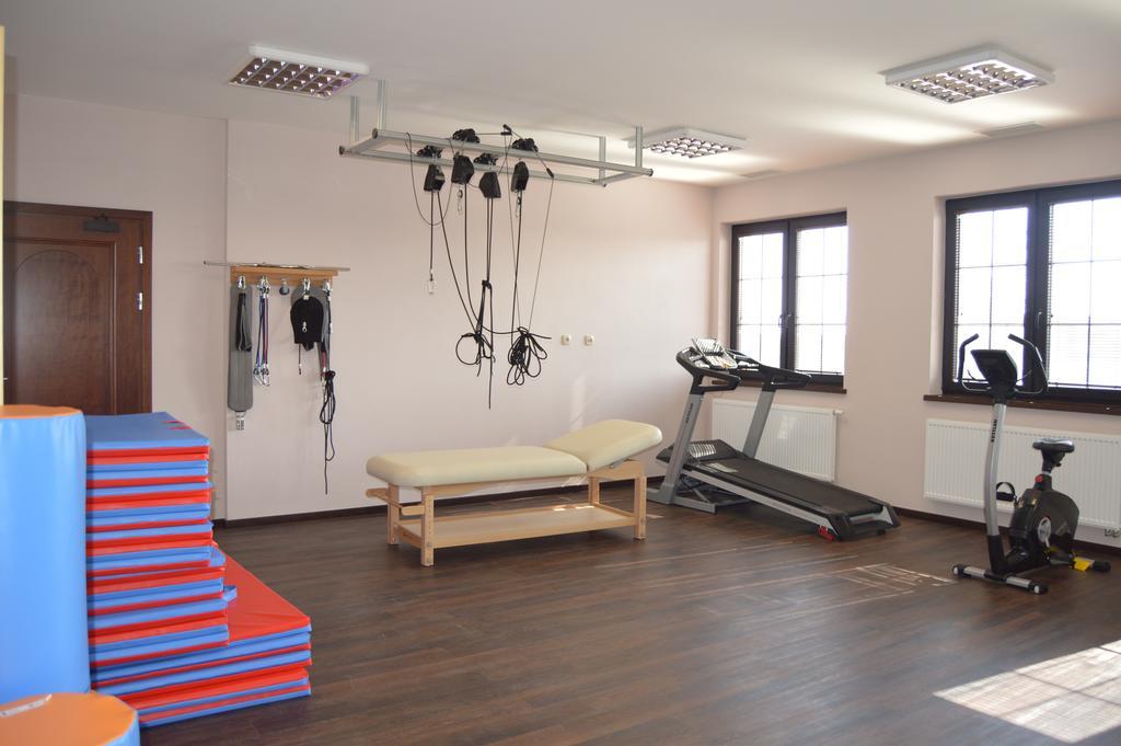 Osrodek Bialy Lew Bed and Breakfast Wojciechow  Buitenkant foto
